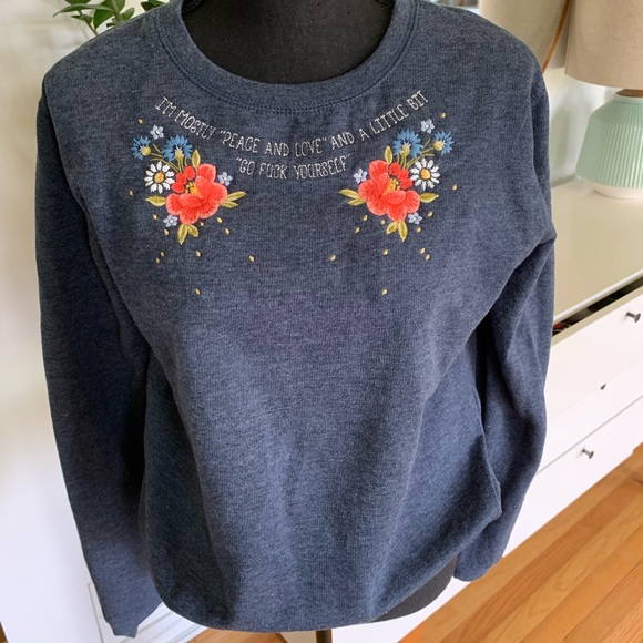 Locher’s Paris Peace & Love Sweatshirt - Picture 2 of 8